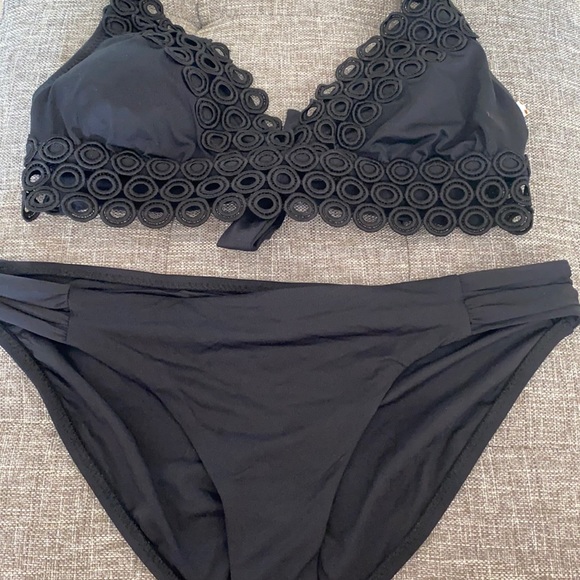Becca Bikini L Top XL Bottom - Picture 1 of 8